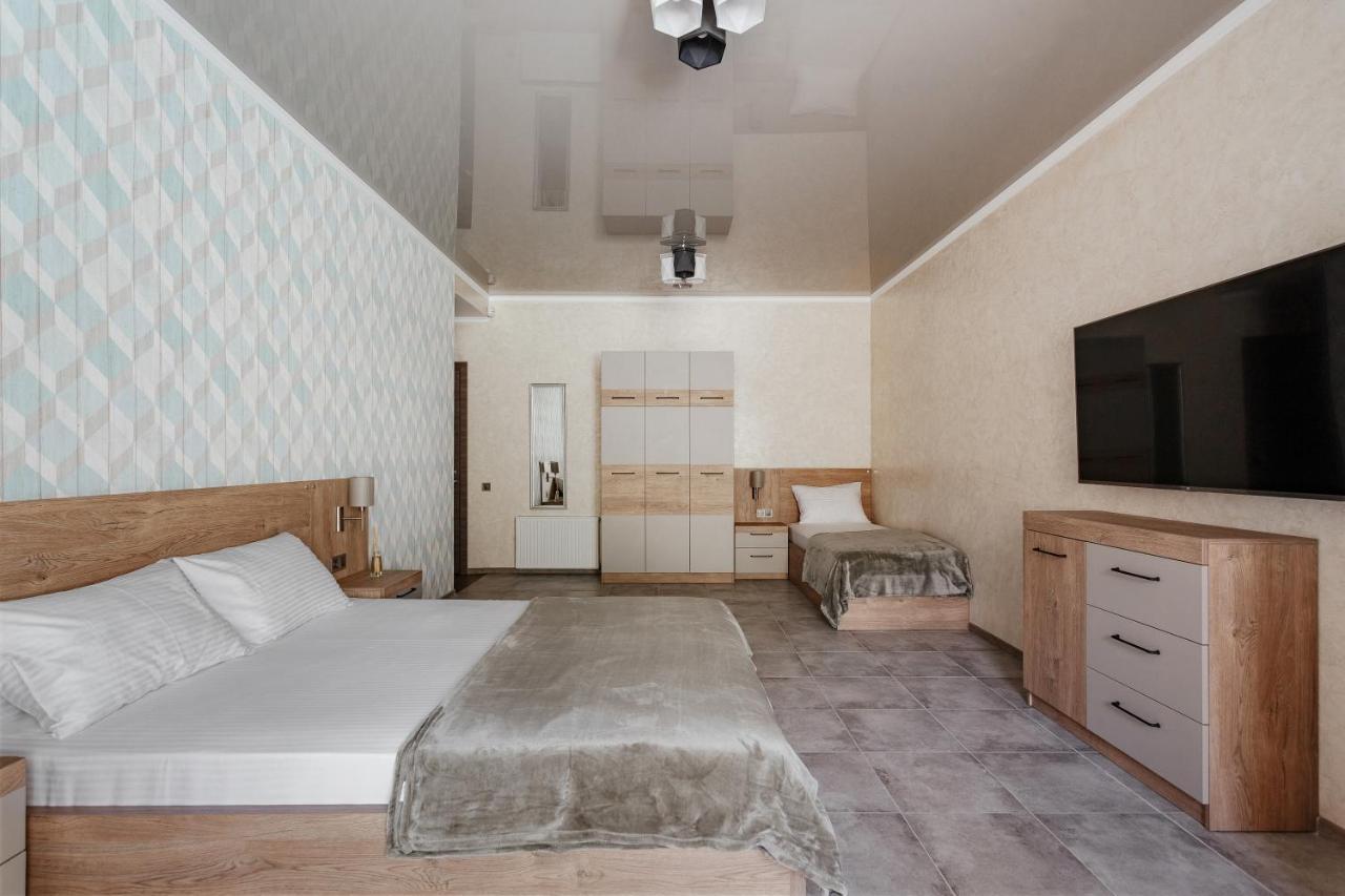 Yudgi - Home Hotel Chornomorsk Exterior photo