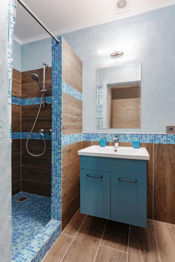 Yudgi - Home Hotel Chornomorsk Exterior photo